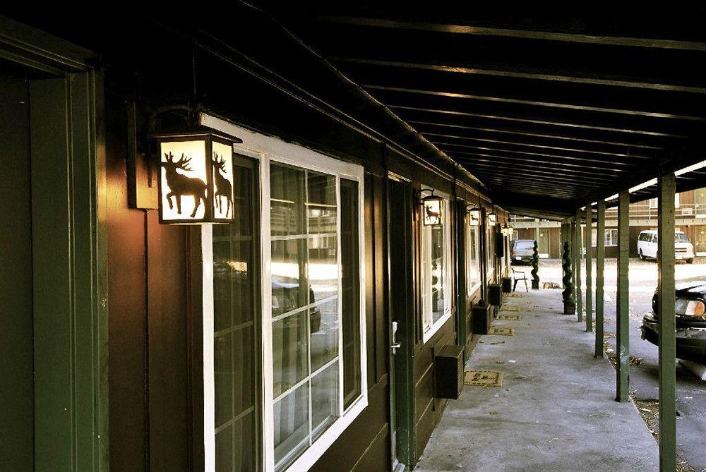 Shasta Inn Mount Shasta Eksteriør billede